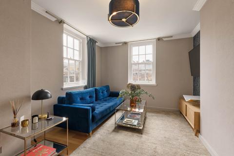 1 bedroom flat for sale, Holland Street, London