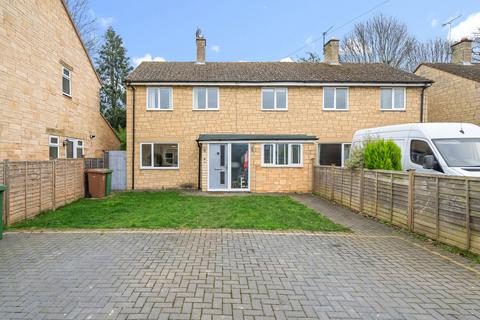 4 bedroom semi-detached house for sale, Oak Gardens, Tewkesbury GL20