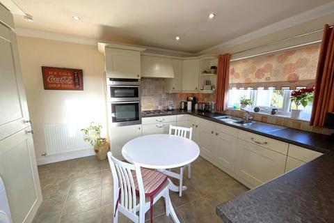 23 Crownhill Meadow, Catshill, Bromsgrove, B61 9HH