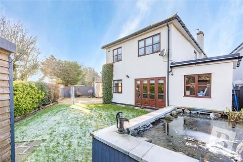 4 bedroom detached house for sale, Eyre Close, Gidea Park, RM2