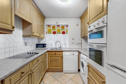 Flat 3, Belmont Lodge London Road, Stanmore, HA7 4NG
