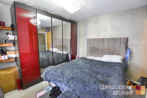 2 bedroom maisonette to rent, Whitefields Road, Cheshunt, Waltham Cross, Hertfordshire, EN8 0EJ