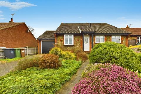 3 bedroom detached bungalow for sale, Ridgeway, Cromer