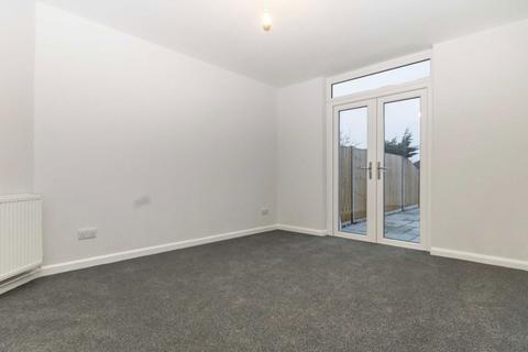 3 bedroom house to rent, Moresby Avenue, Surbiton KT5