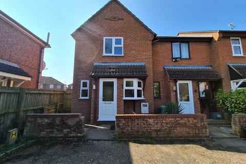 2 bedroom end of terrace house to rent, St Thomas Road, Spalding