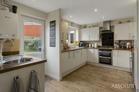 7 Barn Owl Close, Torquay, TQ2 7TN