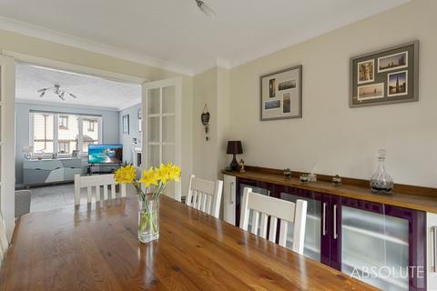 7 Barn Owl Close, Torquay, TQ2 7TN