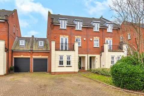 4 bedroom semi-detached house for sale, Monarch Terrace, West Malling ME19