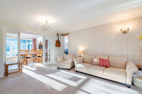 6 Langdale Close, Wetherby, LS22 6YE