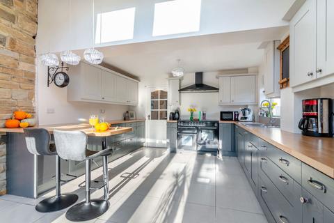 6 Langdale Close, Wetherby, LS22 6YE