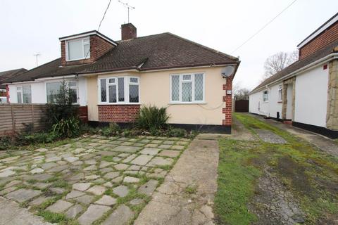 2 bedroom semi-detached bungalow to rent, Glenwood Avenue, Eastwood