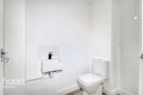 45a Weston Road, Rochester, ME2 3HA