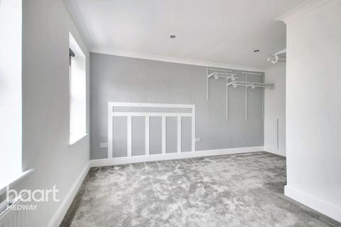 45a Weston Road, Rochester, ME2 3HA