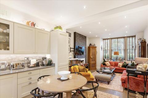 3 bedroom apartment for sale, Fulham Palace Road, Fulham, London, SW6