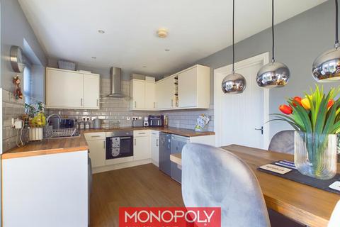 1 Llys Gwydyr, Denbigh, LL16 3ET