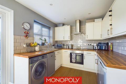 1 Llys Gwydyr, Denbigh, LL16 3ET