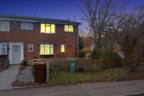 3 bedroom end of terrace house for sale, Woodcote Road, Wallington SM6