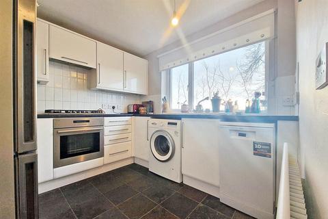 2 bedroom maisonette for sale, Finmere Crescent, Aylesbury