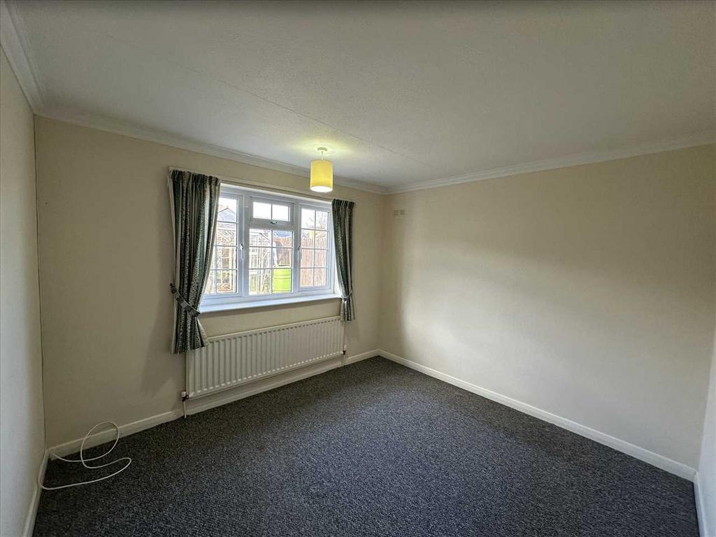 Bedroom 1: