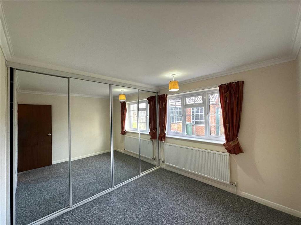Bedroom 2: