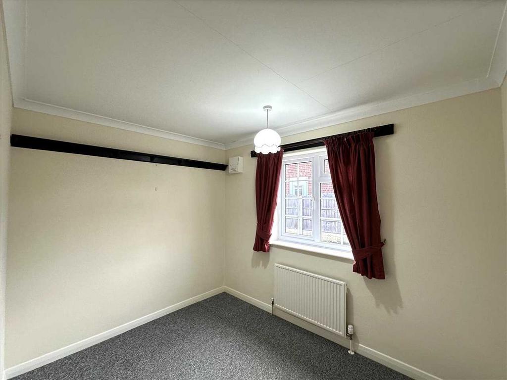 Bedroom 3: