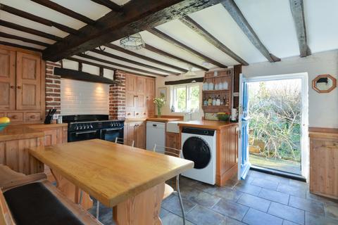 3 bedroom cottage for sale, Saddlers Hill, Goodnestone