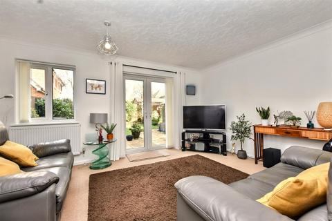 3 bedroom semi-detached house for sale, Piltdown Way, Eastbourne