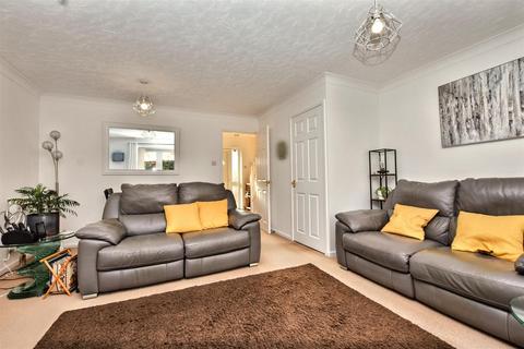 3 bedroom semi-detached house for sale, Piltdown Way, Eastbourne