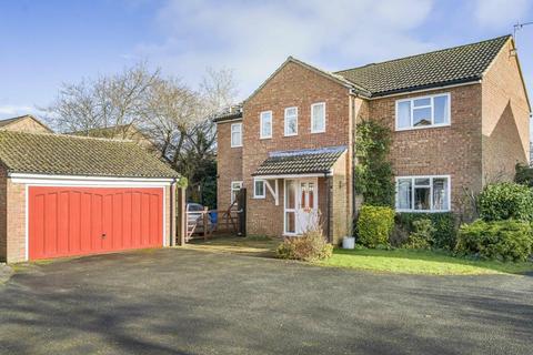 5 bedroom detached house for sale, Windmill Avenue, Bicester