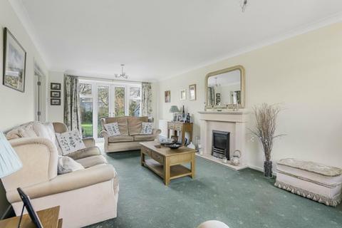 5 bedroom detached house for sale, Windmill Avenue, Bicester