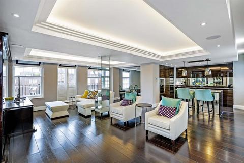 3 bedroom flat for sale, Chantrey House, 4 Eccleston Street, Belgravia, London, SW1W