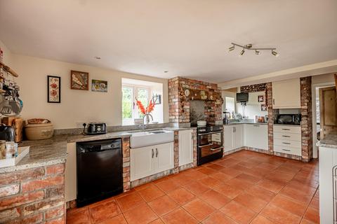 4 bedroom detached house for sale, Penallt, Monmouth, Monmouthshire, NP25