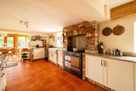 4 bedroom detached house for sale, Penallt, Monmouth, Monmouthshire, NP25