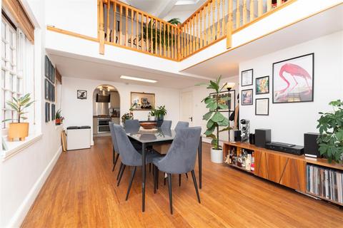 2 bedroom apartment for sale, Chevy Road, Southall