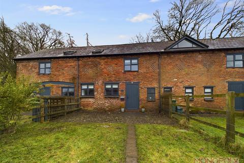 2 bedroom terraced house to rent, Bronwylfa Road, Rhostyllen, Wrexham