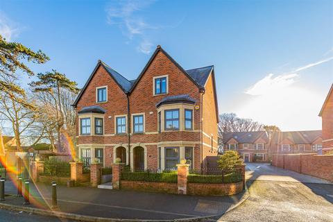 4 bedroom semi-detached house for sale, Pencisely Road, Cardiff CF5