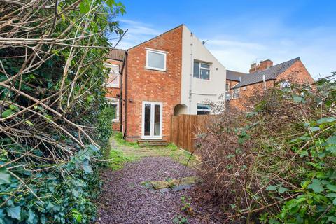 5 bedroom terraced house for sale, Regent Street, Kettering NN16