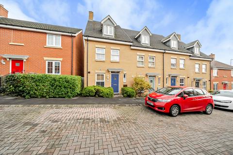 3 bedroom end of terrace house for sale, Jack Russell Close, Gloucestershire GL5