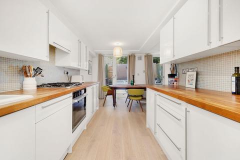 212 Great Western Road, London, W11 1BD
