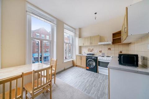 4 bedroom flat for sale, London SE5