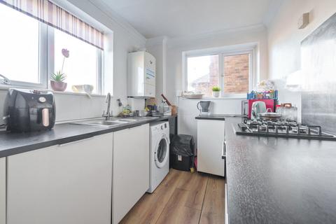 2 bedroom apartment for sale, Park Crescent, Rottingdean, Brighton, East Sussex, BN2 7JB