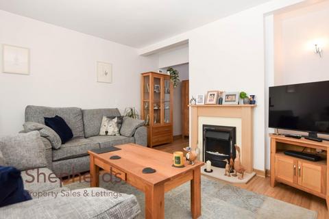 6 Ermine Close, Cheshunt, Waltham Cross, EN7 5BL