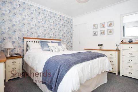 6 Ermine Close, Cheshunt, Waltham Cross, EN7 5BL