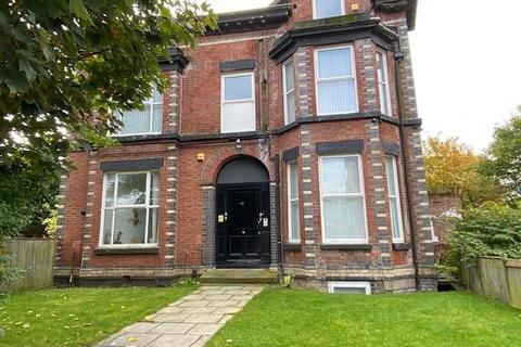 4 bedroom flat to rent, Bentley Road, Toxteth, Liverpool, L8 0SZ