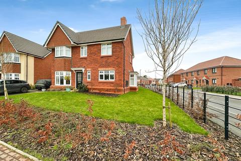 3 bedroom detached house for sale, Whitwell Drive, Drakelow, Burton-on-Trent, DE15