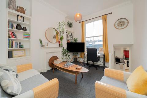 2 bedroom apartment to rent, London W11