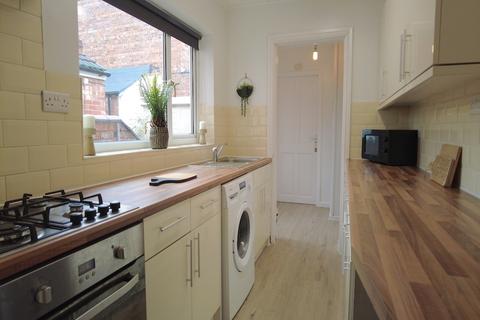 4 bedroom terraced house to rent, Lincoln LN5