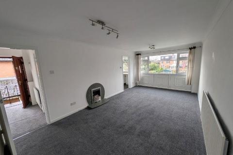 2 bedroom flat to rent, Julian Road, Lady Bay NG2