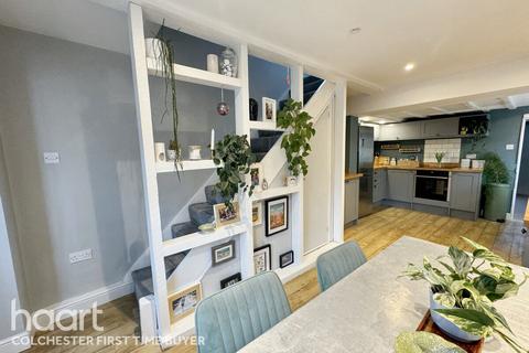 2 bedroom end of terrace house for sale, Straight Road, Colchester