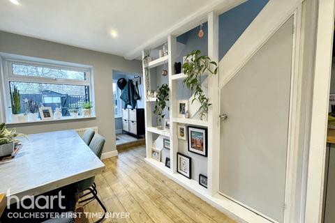 2 bedroom end of terrace house for sale, Straight Road, Colchester